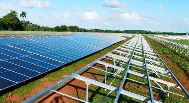 Agilizan montaje de parque solar fotovoltaico en Florida