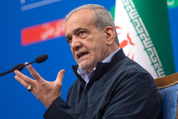 Presidente iraní: Teherán considera su deber vengar el asesinato de Jameneí