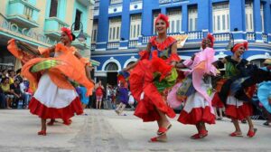 Compañía folclórica cubana celebra XV aniversario
