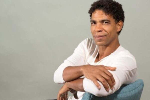 Bailarín cubano Carlos Acosta derrochará su arte en Reino Unido