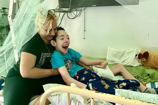 Love without limits in the most complex circumstances (+ Photos)