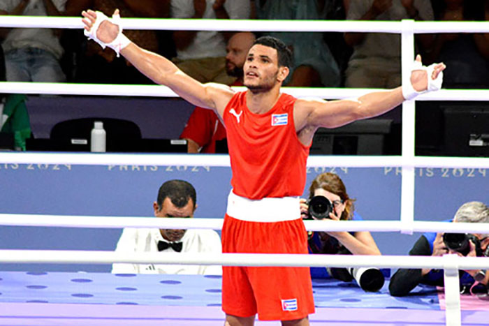 Cubanos a cartel profesional de boxeo en Santiago de Chile