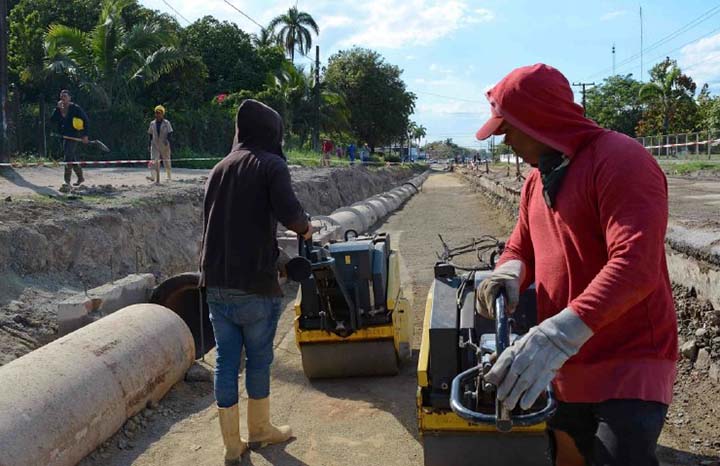 Compromiso y estabilidad productiva distingue a constructores camagüeyanos