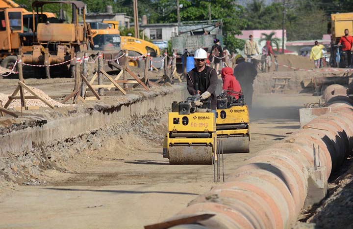 Compromiso y estabilidad productiva distingue a constructores camagüeyanos