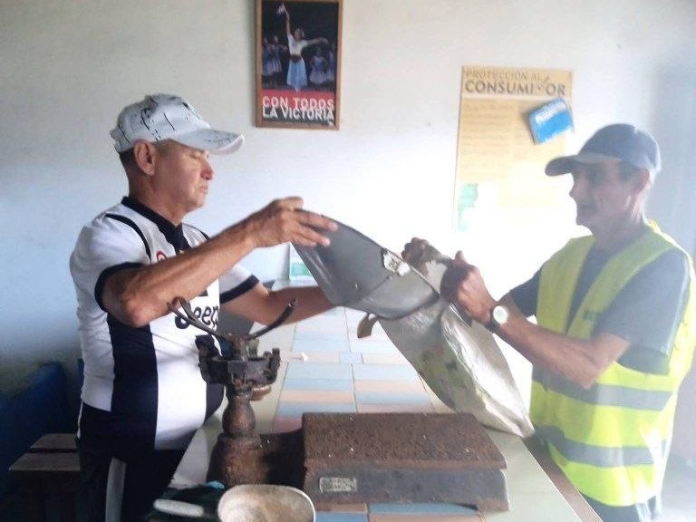 Comercio en Minas fortalece atención a programas sociales