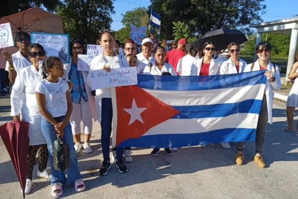 Trabajadores de Minas en marcha por el Día del Proletariado Mundial