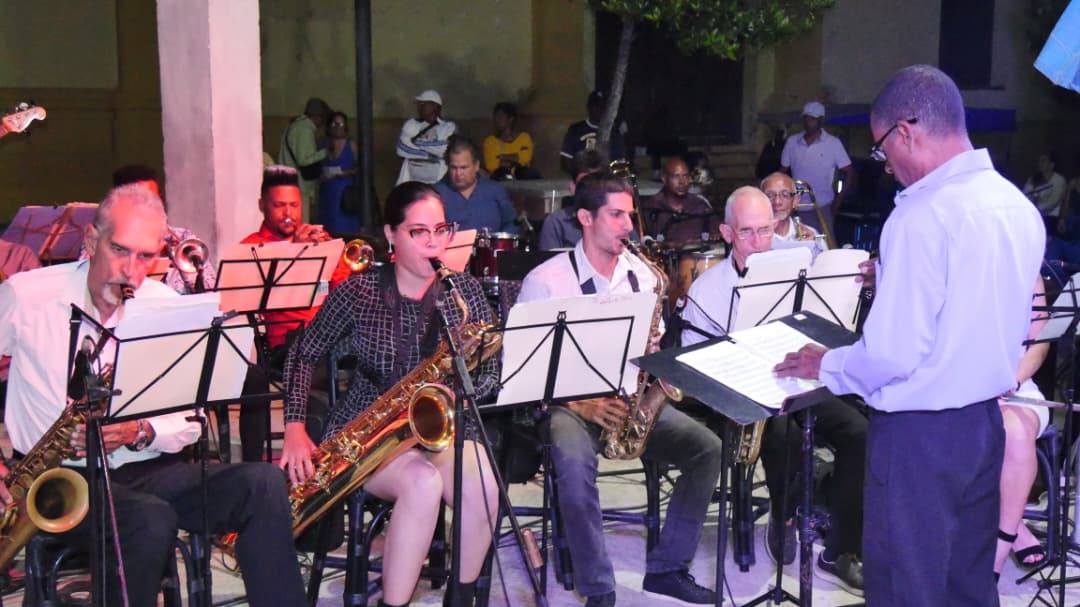 Música y Patria en Girón