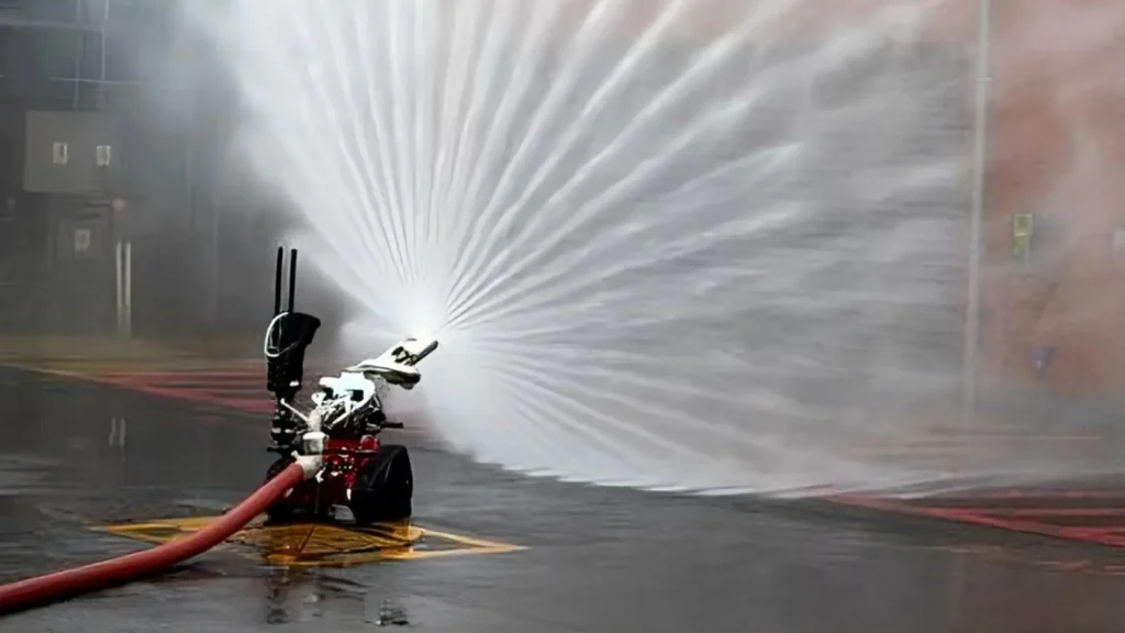 Construyen en Rusia robot para extinguir incendios de alto riesgo