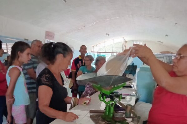 Distribuyen en Camagüey productos de la canasta familiar normada