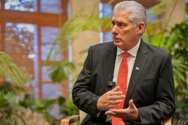 Pueblos de EE.UU. y Cuba merecen paz