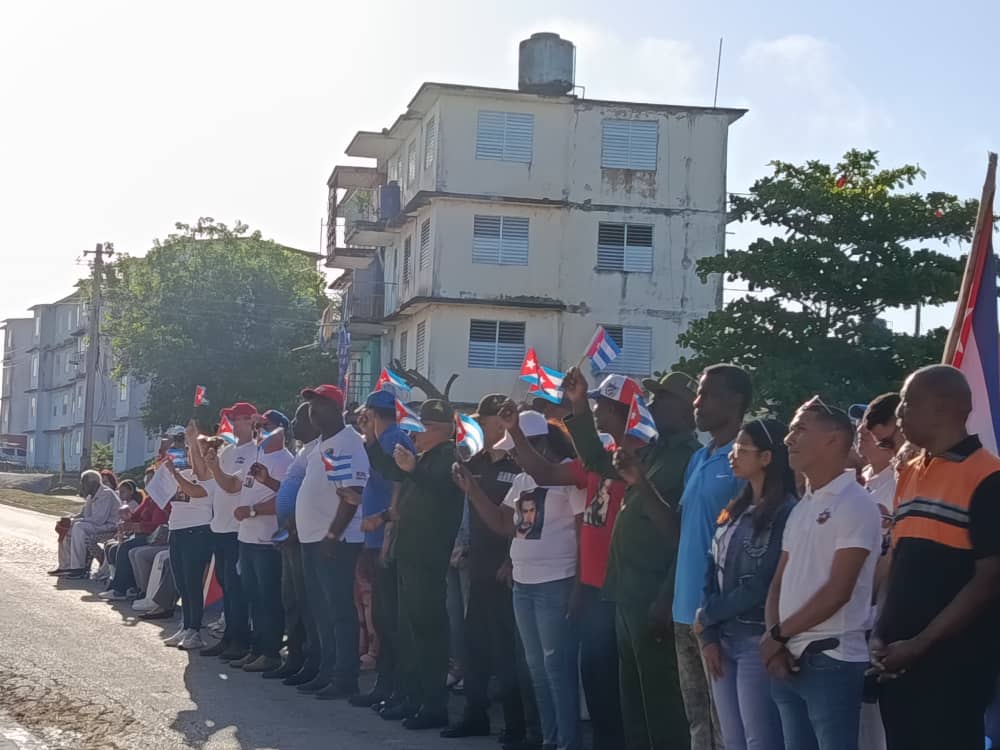 Camagüeyanos recuerdan epopeya de Girón y firman por la patria