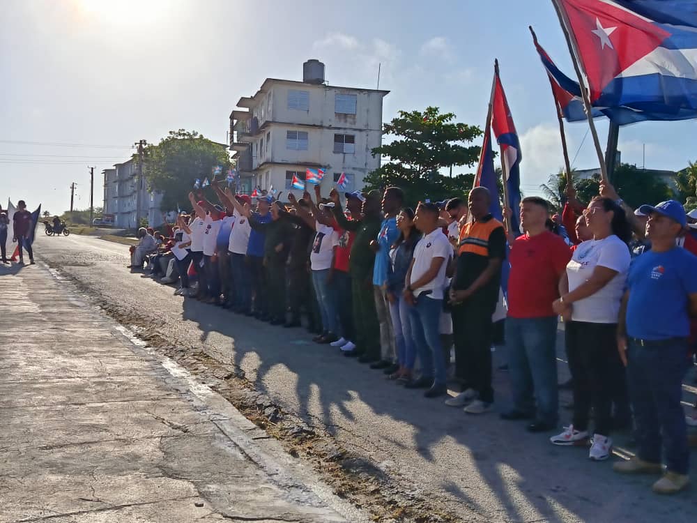 Camagüeyanos recuerdan epopeya de Girón y firman por la patria