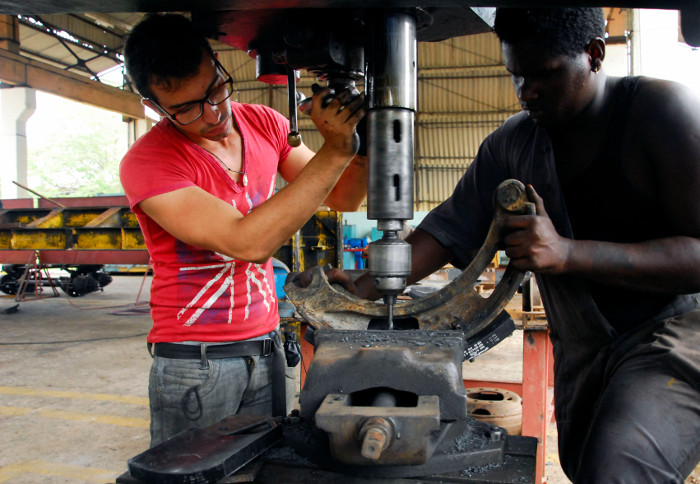 Trabajadores de Camagüey aportan con ciencia e innovación