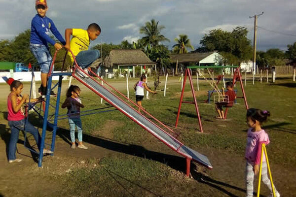 Desarrollan trabajo comunitario en comunidad periférica de Camagüey