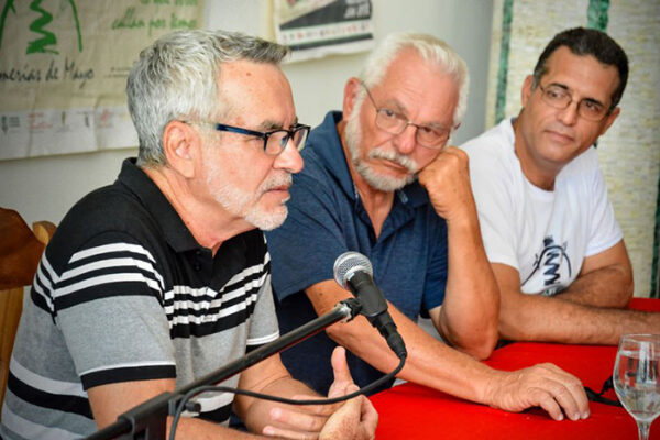 Reflexionan en Holguín sobre inteligencia artificial y periodismo