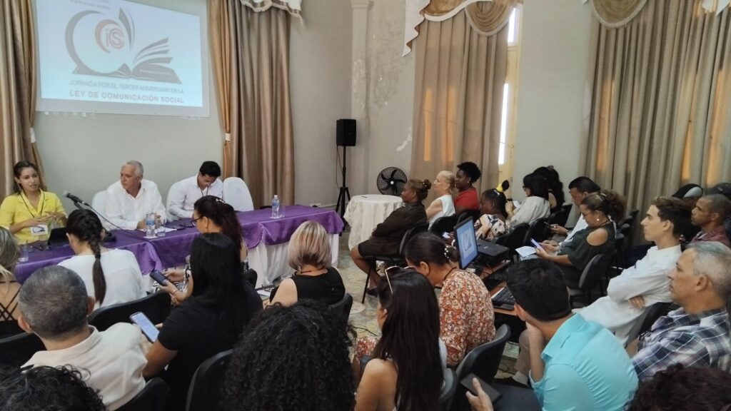 Tres años de una Ley necesaria para comunicar mejor a Cuba