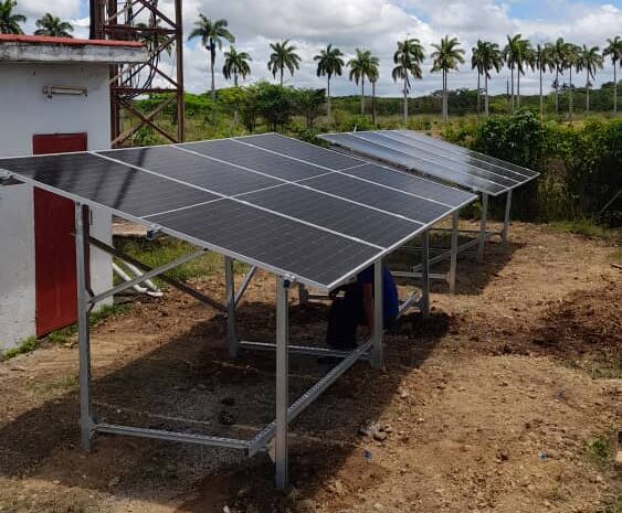 Protegen telecomunicaciones en Camagüey con fuente renovables de energía
