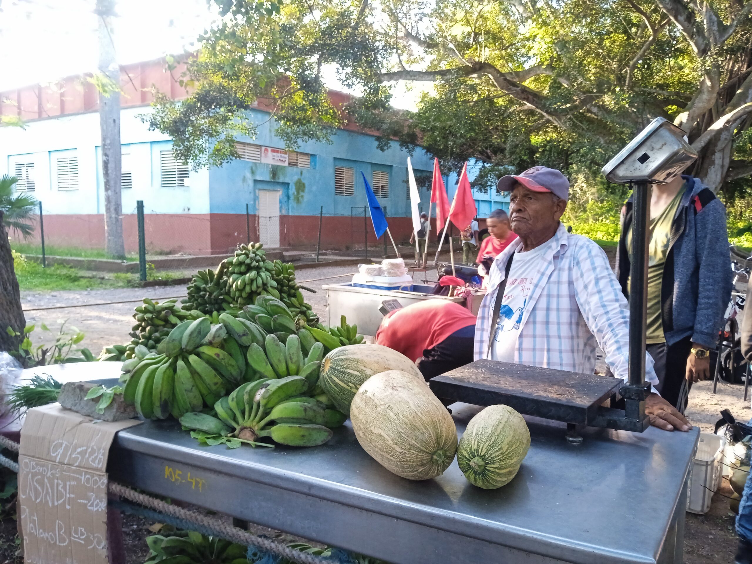 Feria comercial para las madres y las familias camagüeyanas