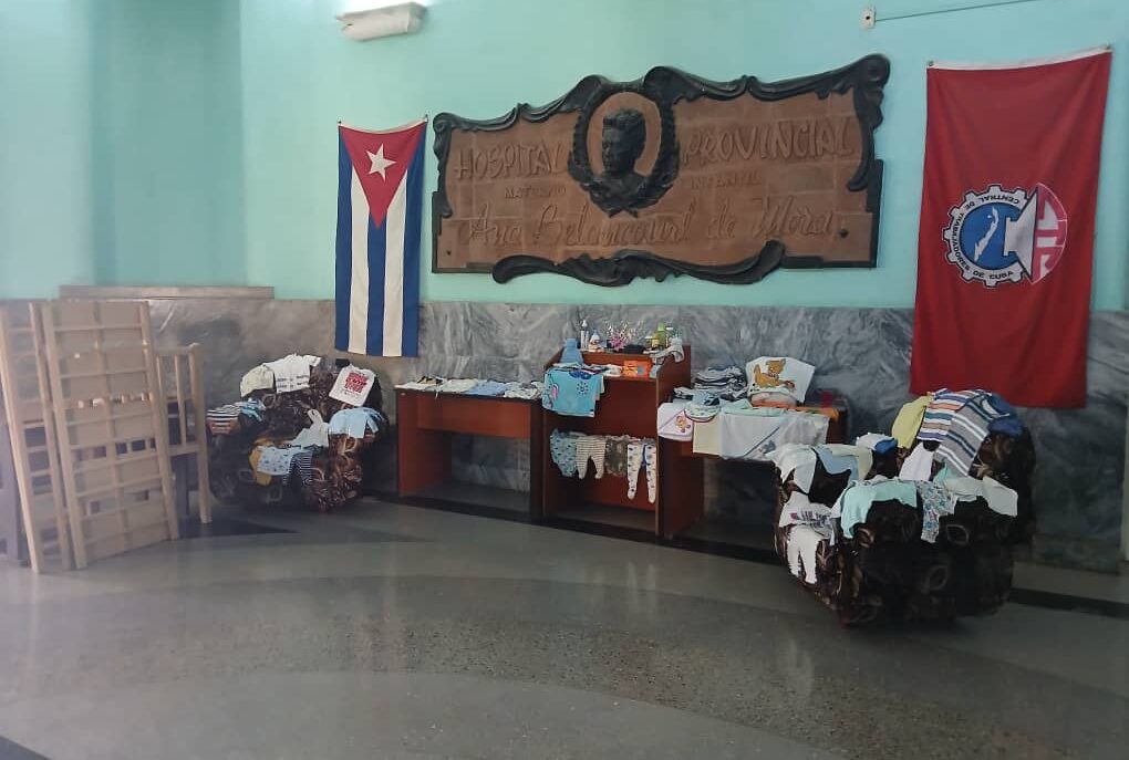Sindicatos de Camagüey agasajan a recién nacido