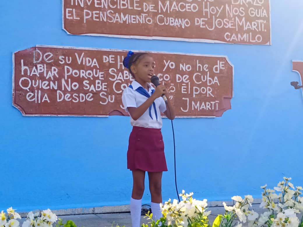 Educadores camagüeyanos reafirman compromiso con la construcción del futuro