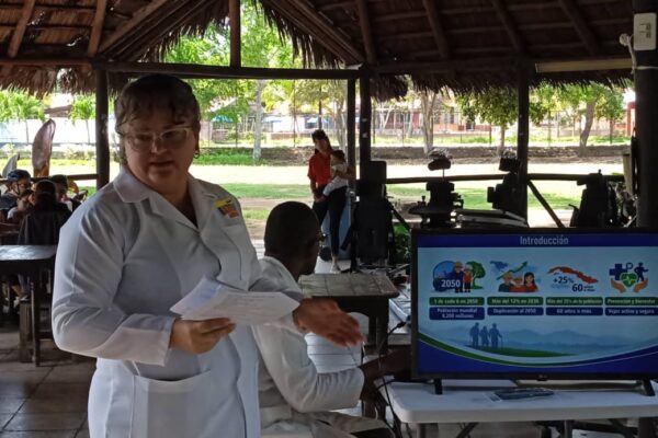 Egresan en Camagüey profesionales de la Medicina Física y Rehabilitación