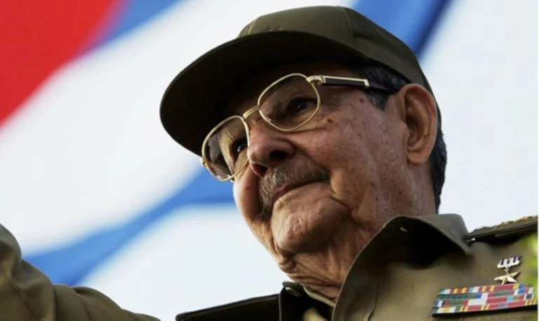 Raúl es un baluarte de la dignidad del pueblo de Cuba