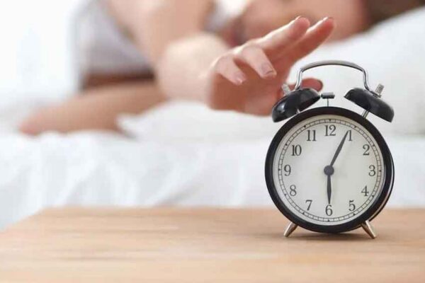 Dormir ocho horas desacelera envejecimiento de los órganos