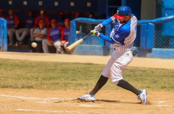 Industriales consolida su dominio en la Liga Élite del Béisbol Cubano