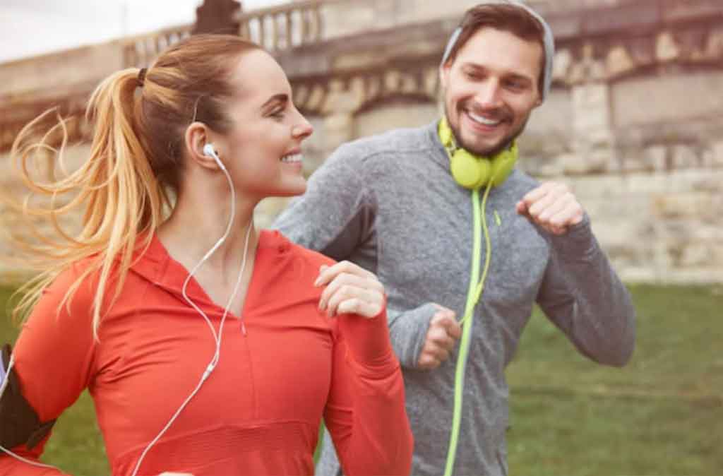 Recomiendan escuchar la música favorita para la actividad física
