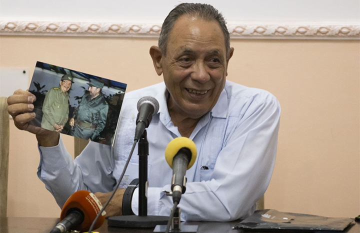Para los periodistas cubanos Raúl Castro, "95 años de ejemplo"