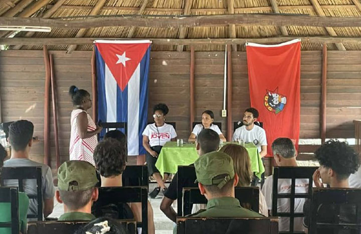 Expedición juvenil Tumba el Bloqueo promueve intercambios en Camagüey