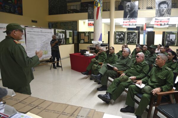 Visitó Díaz-Canel Zona de Defensa en La Habana