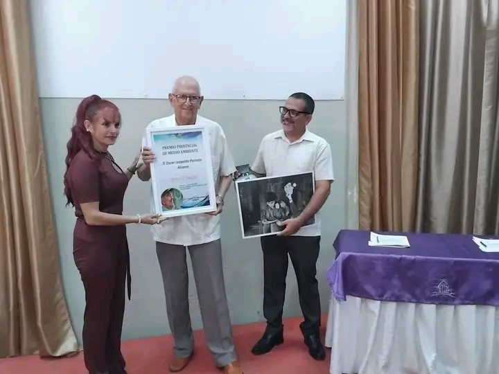 Reconocen a camagüeyanos y entidades destacados en la gestión ambiental
