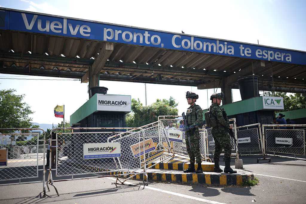 Colombia implementa cierre de fronteras y ley seca previo a balotaje