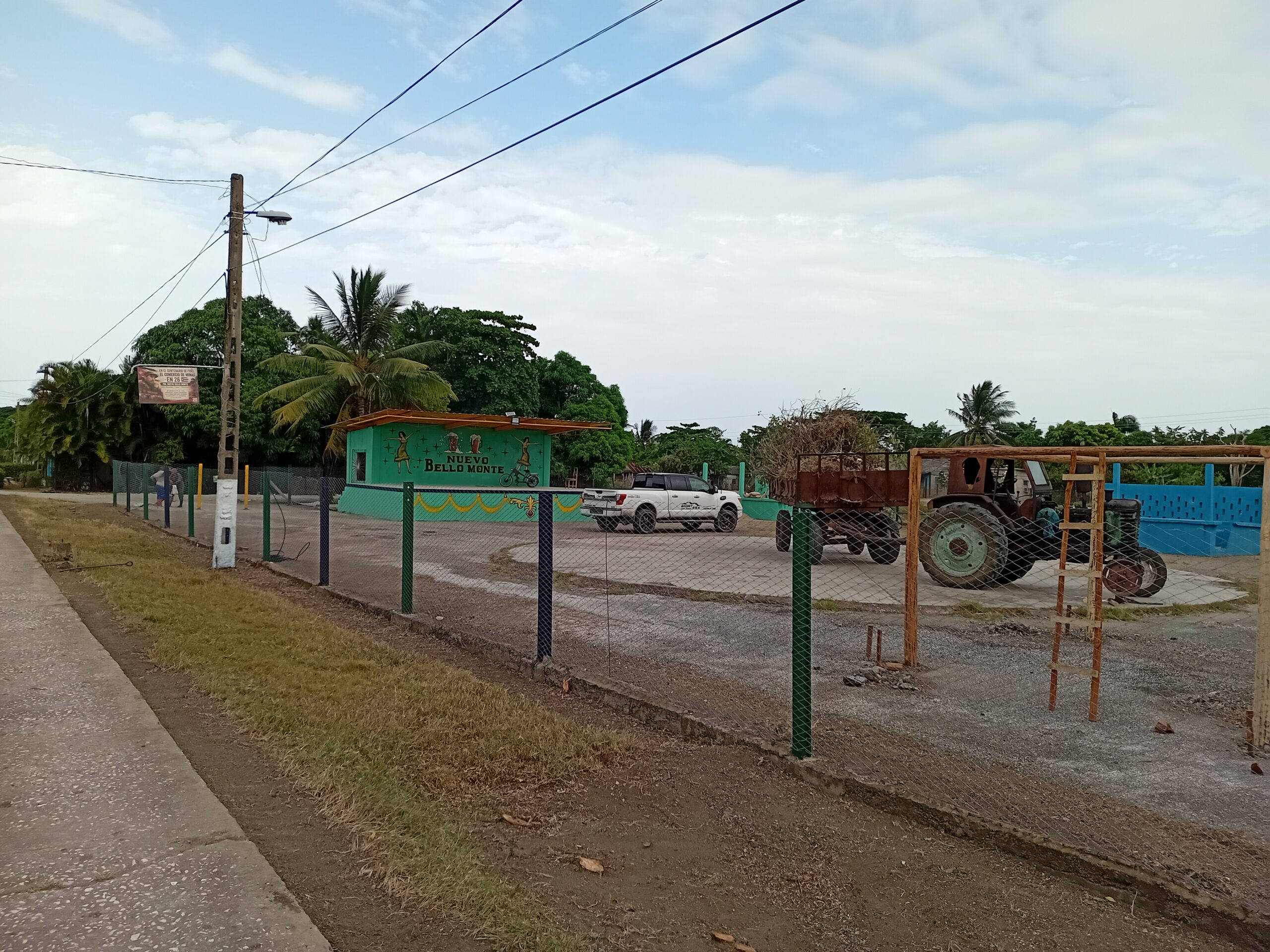 Rescatan centros recreativos en Minas en 26