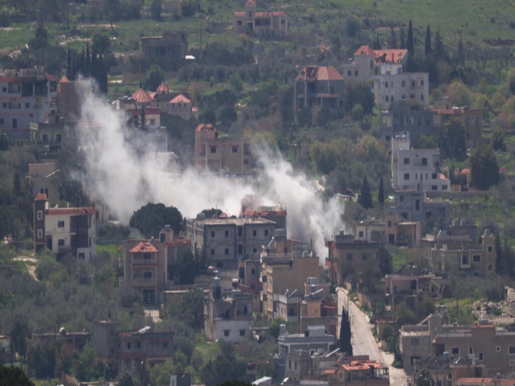 Israel intensifica ataques y acciones destructivas en sur del Líbano