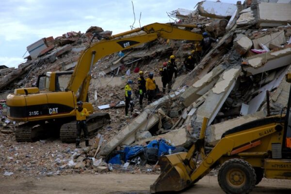 Vicecanciller agradece presencia de rescatistas cubanos en Venezuela