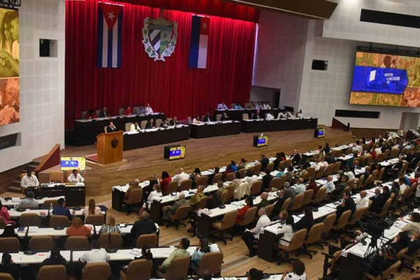 Cuba quiere paz, declaración del Parlamento cubano