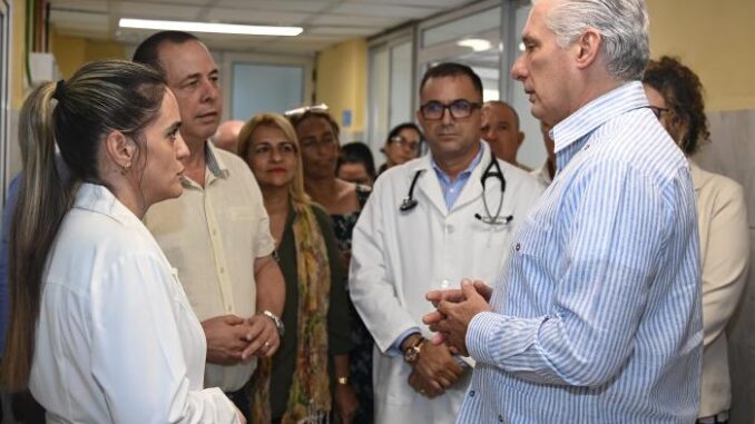Destaca Díaz-Canel heroísmo de trabajadores de la Salud en Cuba