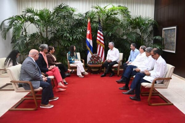 Presidente de Cuba se reunió con representantes del Congreso de Estados Unidos