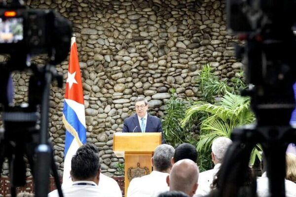 Denuncia Cuba presión de Estados Unidos para impedir condena al bloqueo