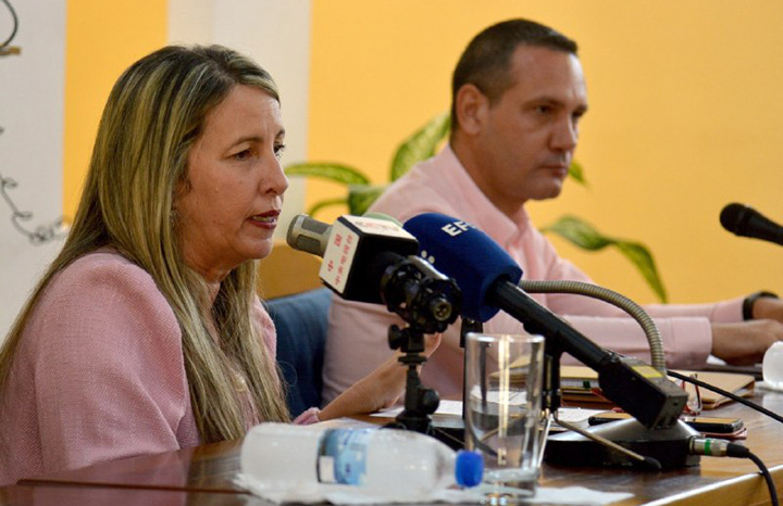 Define Ministerio de Educación directrices para el curso 2026-2027