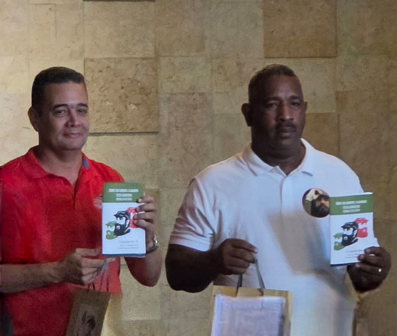 Sobre sus hombros la alborada: poesía camagüeyana dedicada a Fidel