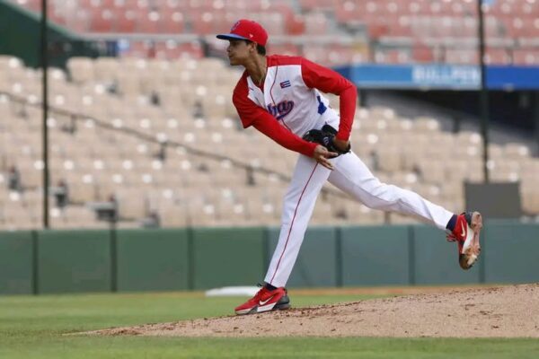 Cuba logra tercera victoria en la superronda del béisbol centrocaribeño