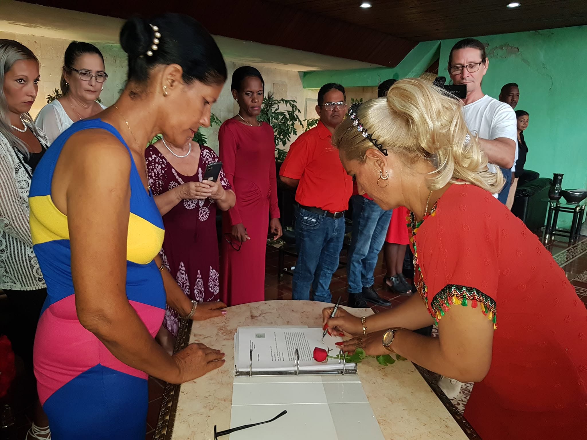 Camagüey honra en el aniversario de la Federación de Mujeres Cubanas
