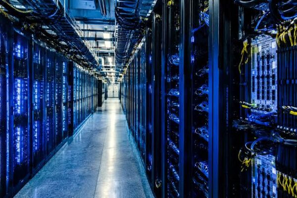 Consumo de agua en centros de datos podría triplicarse para 2030