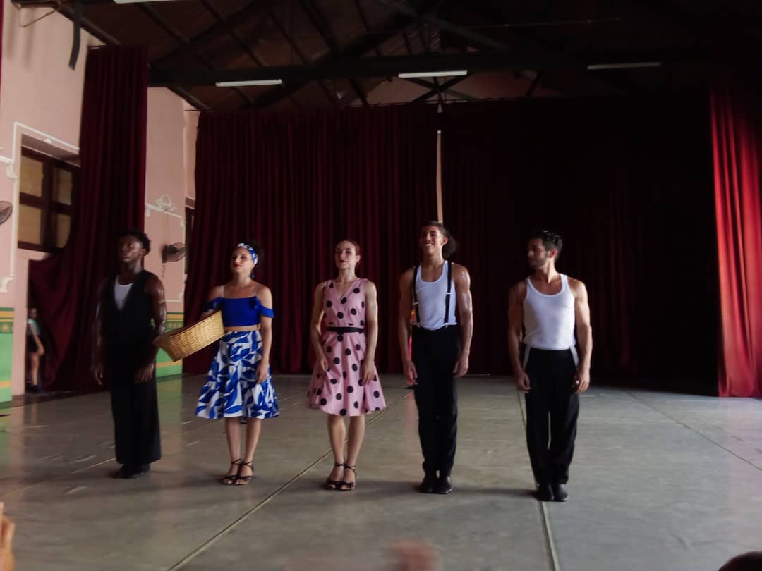 Ballet Contemporáneo de Camagüey despide su taller de verano con dos galas