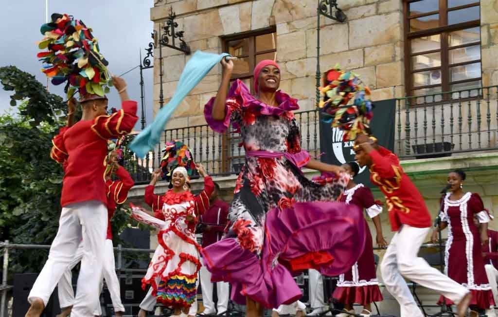 Camagua lleva el folclor cubano al diálogo cultural en Europa