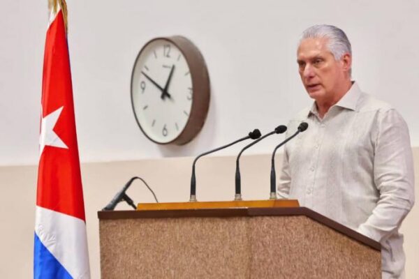 Díaz-Canel: "Cuba no tiene que adoctrinar a nadie"