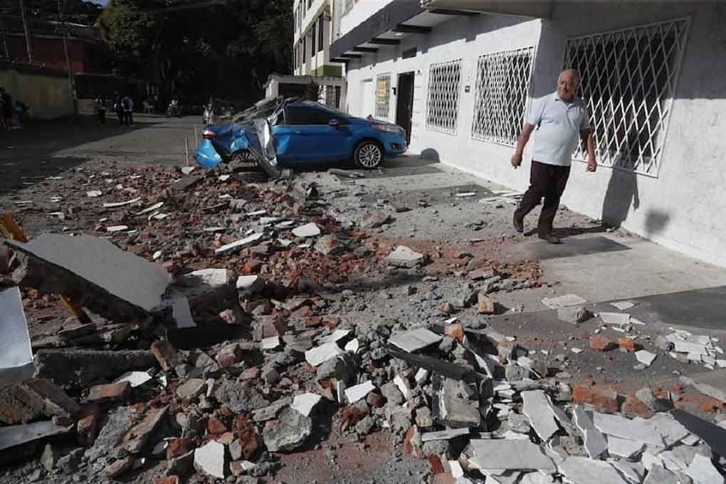 Suman 329 los muertos y 247 los desaparecidos en Colombia tras sismo